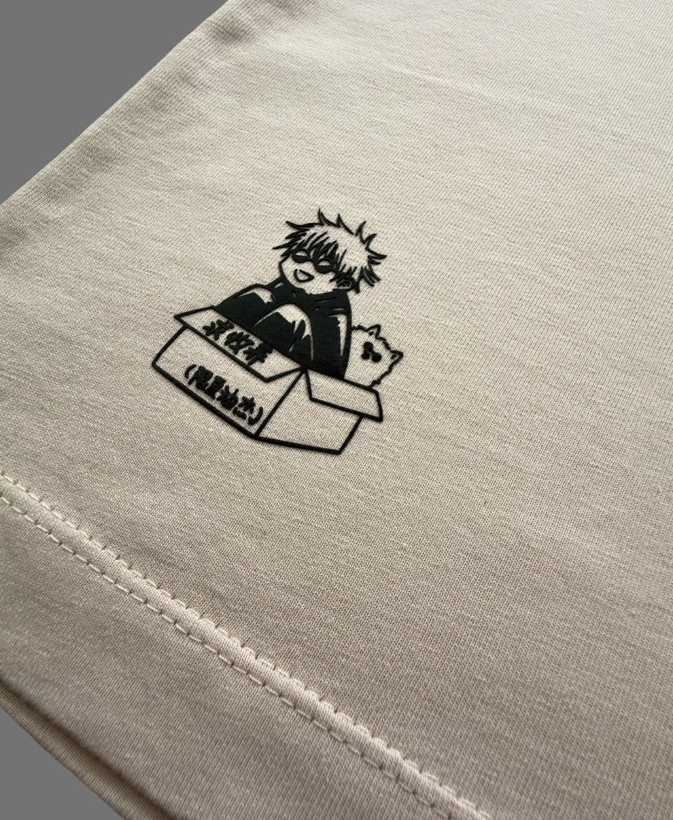 Camiseta Jujutsu Kaisen - Detalle Bajo